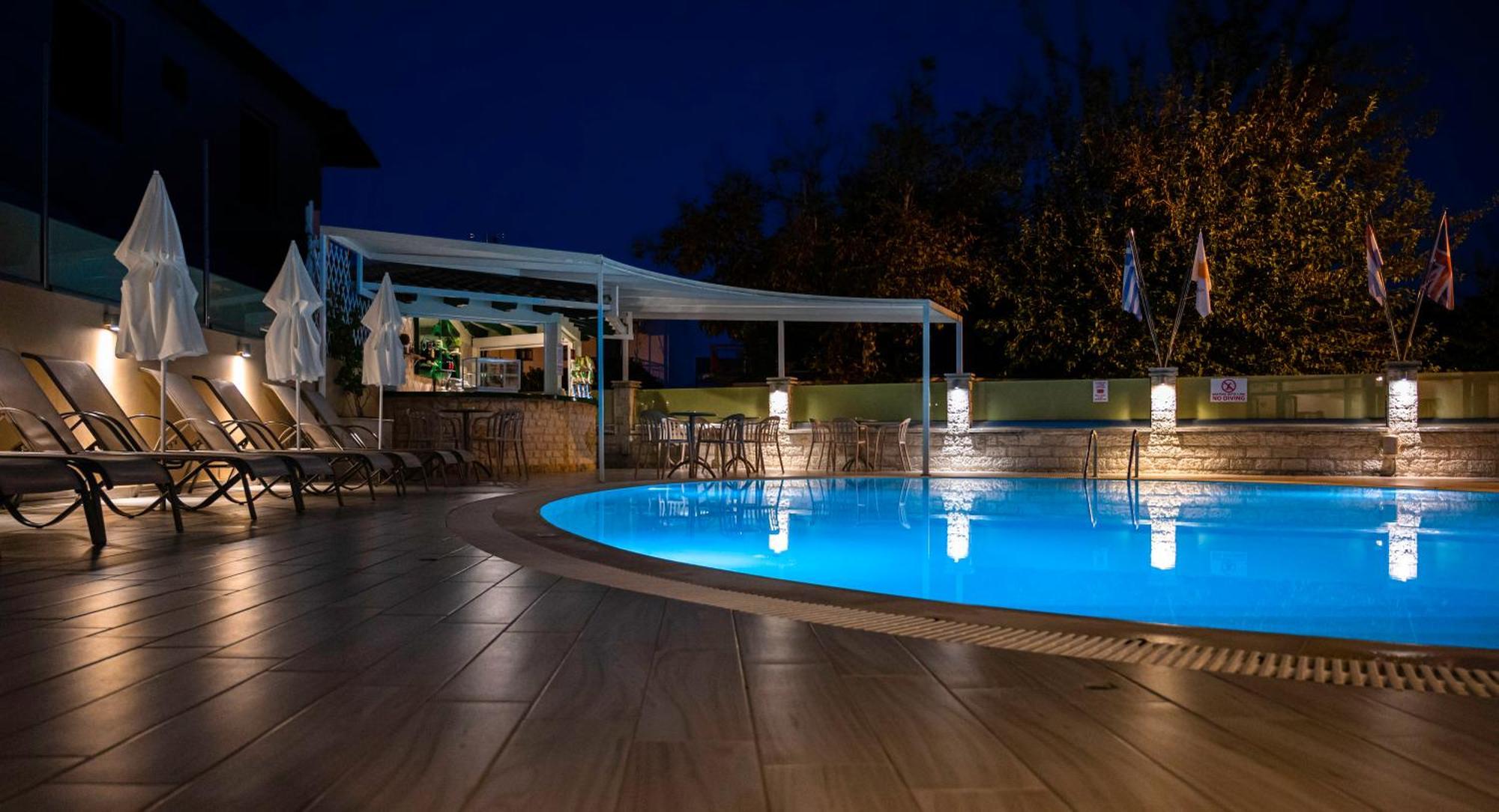 Konstantinos Hotel & Apartments I Nidrí Kültér fotó